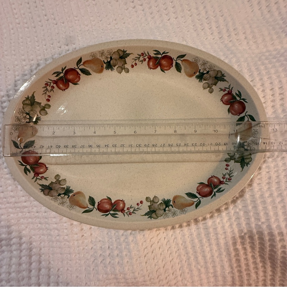 Wedgwood Quince Oval Platter in Cream and Tan
